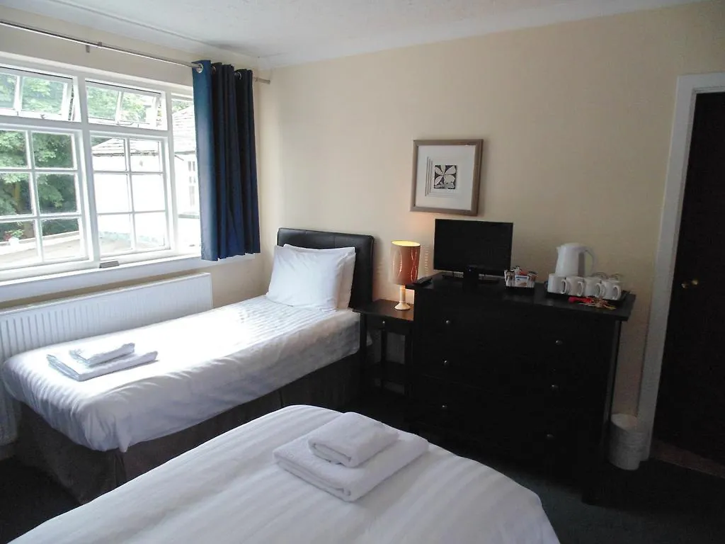 ***  Cedar Inn Edinburgh United Kingdom