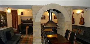 Cedar Inn Edynburg