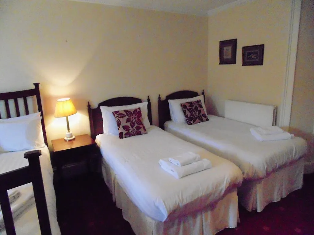 Cedar Inn Edimburgo